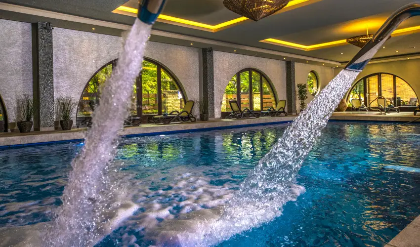 Hotel Stci Wellness & Konferencia Vecss - Pnksdi jjszlets (min. 2 j)