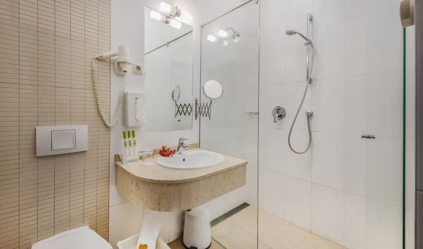 Hotel Stci Wellness & Konferencia Vecss - Pnksdi jjszlets (min. 2 j)