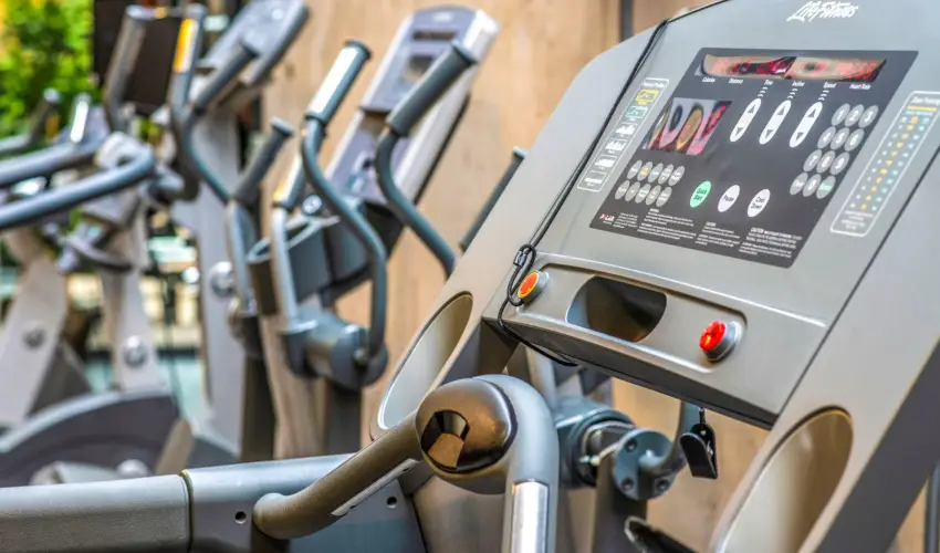 Hotel St�ci� Wellness & Konferencia Vecs�s - P�nk�sdi �jj�sz�let�s (min. 2 �j)