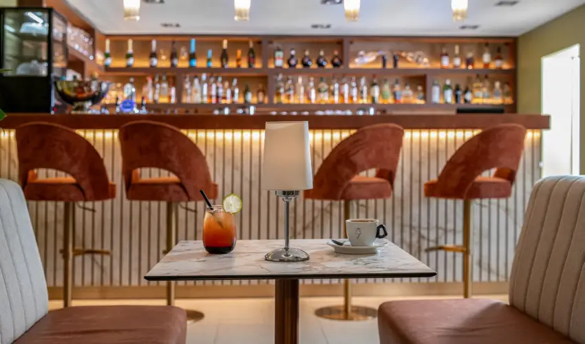 Hotel St�ci� Wellness & Konferencia Vecs�s - P�nk�sdi �jj�sz�let�s (min. 2 �j)