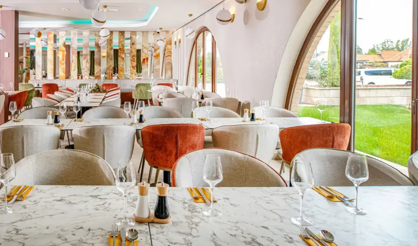 Hotel St�ci� Wellness & Konferencia Vecs�s - P�nk�sdi �jj�sz�let�s (min. 2 �j)