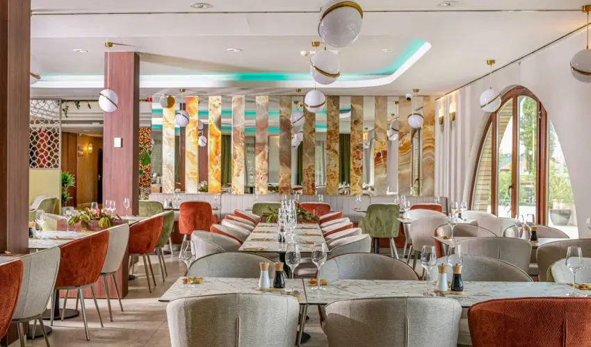 Hotel St�ci� Wellness & Konferencia Vecs�s - P�nk�sdi �jj�sz�let�s (min. 2 �j)