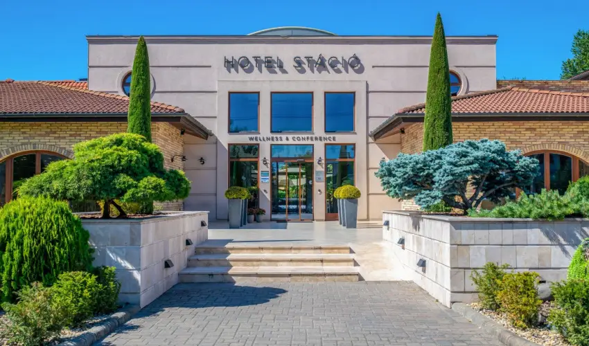 Hotel St�ci� Wellness & Konferencia Vecs�s - P�nk�sdi �jj�sz�let�s (min. 2 �j)