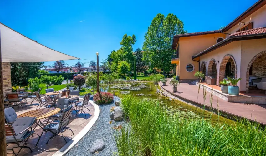 Hotel St�ci� Wellness & Konferencia Vecs�s - P�nk�sdi �jj�sz�let�s (min. 2 �j)