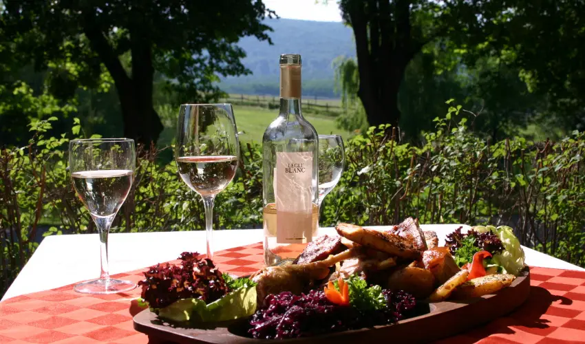 Hotel Szpalma Porva-Szpalmapuszta - Pnksd