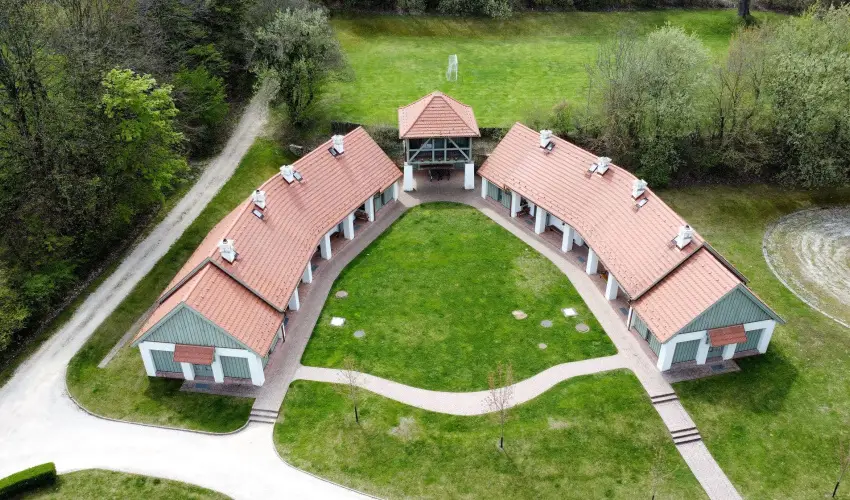 Hotel Szpalma Porva-Szpalmapuszta - Pnksd