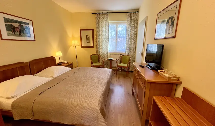 Hotel Szpalma Porva-Szpalmapuszta - Pnksd