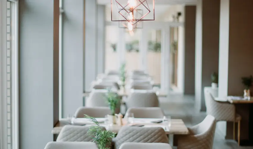 The Hotel Unforgettable - Hotel Tiliana by Homoky Hotels Budapest - Pnksd 