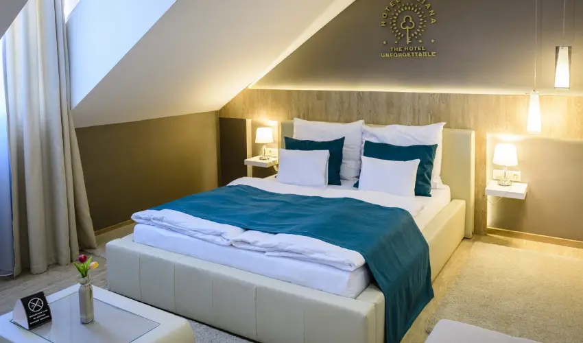The Hotel Unforgettable - Hotel Tiliana by Homoky Hotels Budapest - Pnksd 