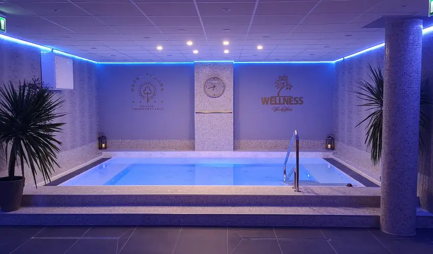 The Hotel Unforgettable - Hotel Tiliana by Homoky Hotels Budapest - Pnksd 