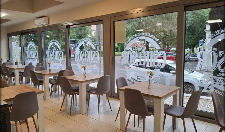 Hotel Unicornis Eger - P�nk�sd