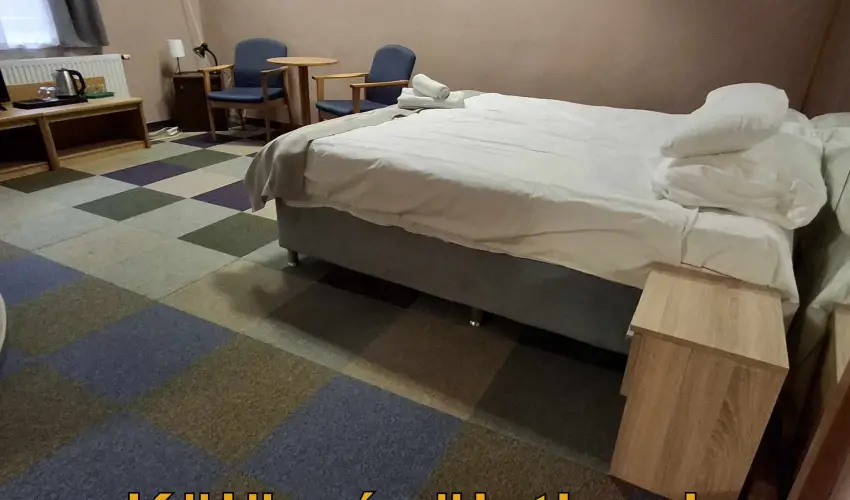 Hotel Unicornis Eger - P�nk�sd