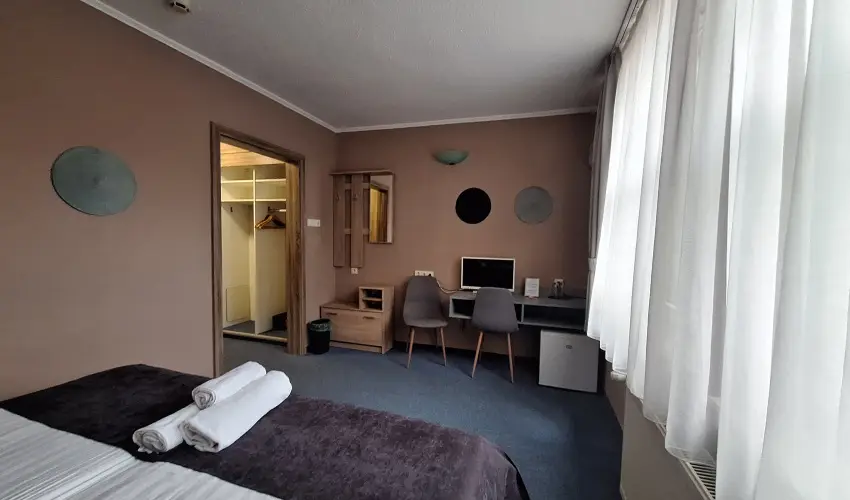 Hotel Unicornis Eger - P�nk�sd