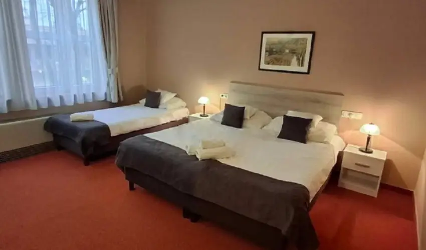 Hotel Unicornis Eger - P�nk�sd