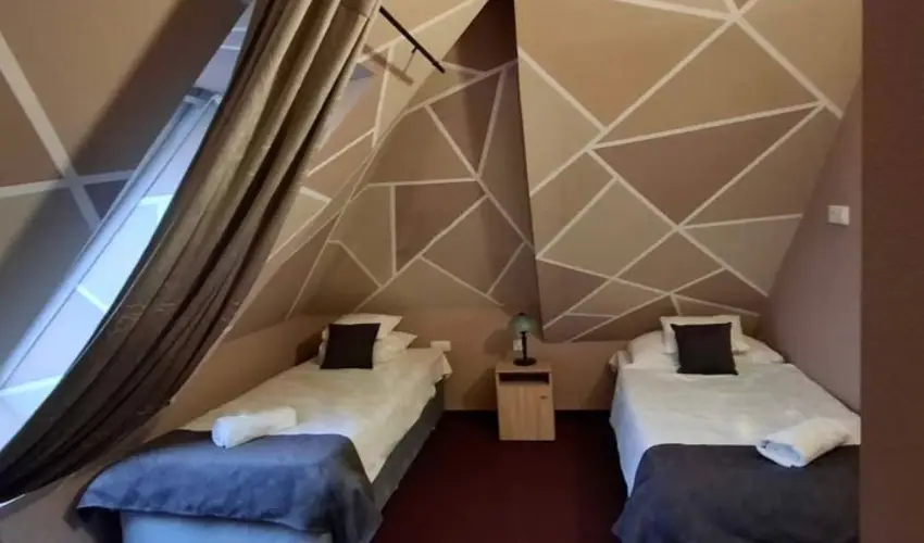 Hotel Unicornis Eger - P�nk�sd