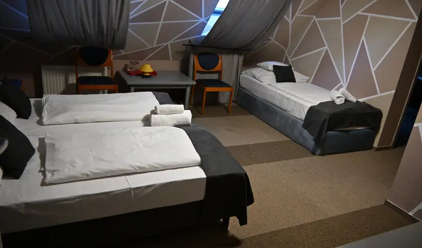 Hotel Unicornis Eger - P�nk�sd
