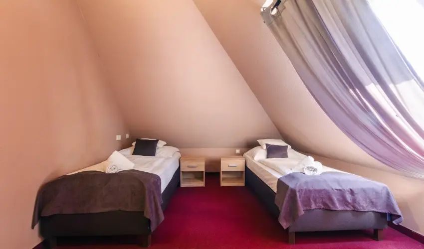 Hotel Unicornis Eger - P�nk�sd