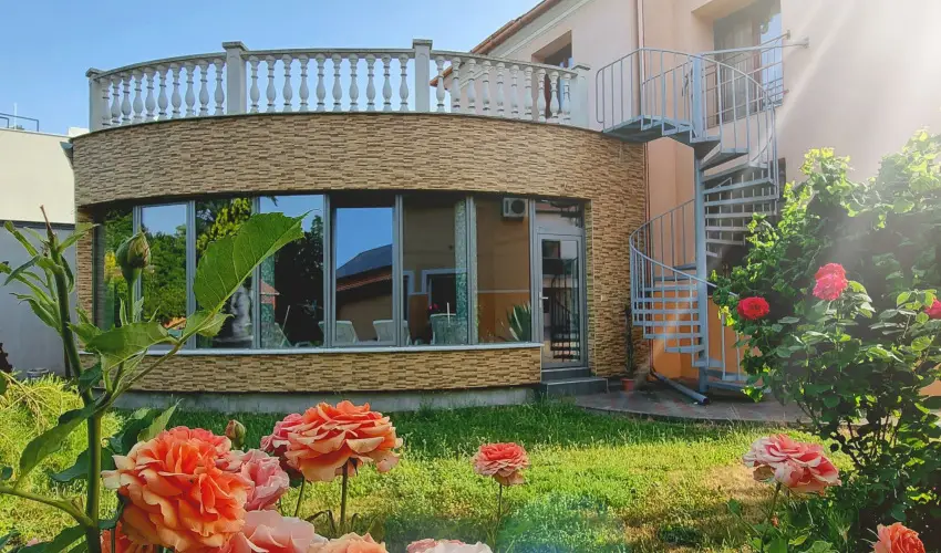 Hotel Viktria Srvr - Pnksd 