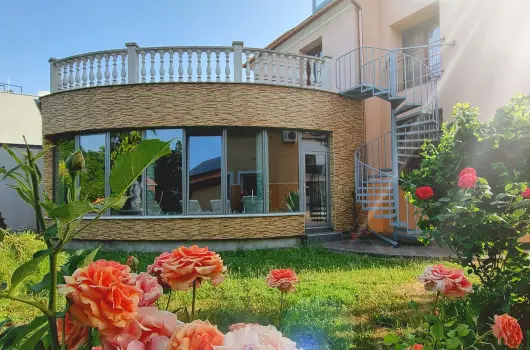 Hotel Viktria - Pnksd 