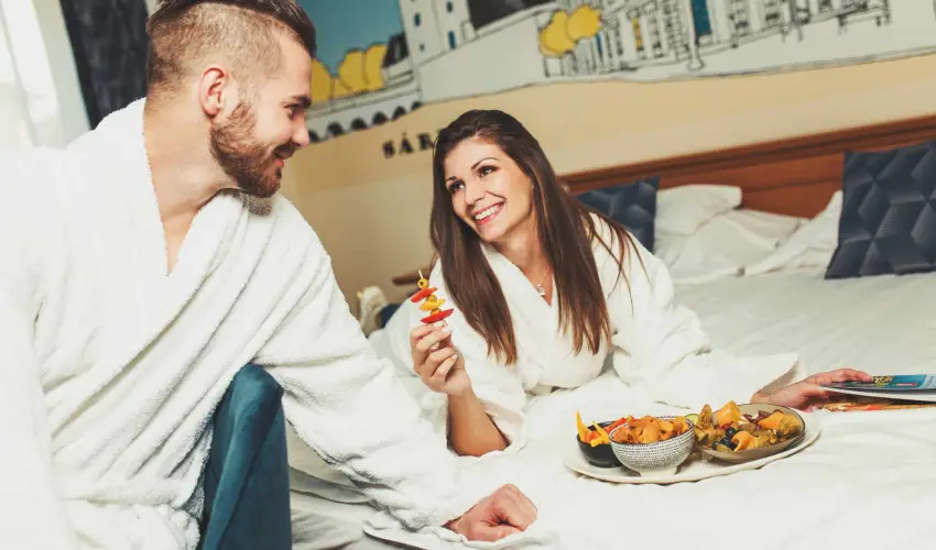 Hotel Viktria Srvr - Pnksd 