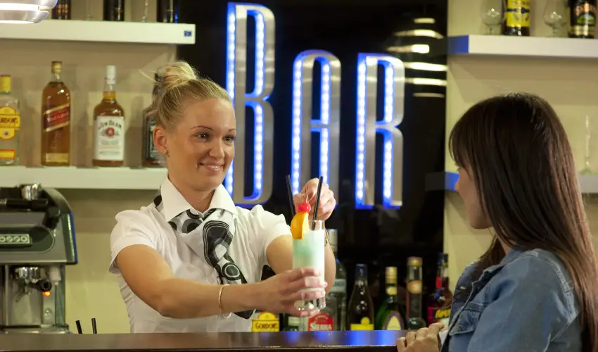 Hotel Villa Vlgy Eger - Pnksd (min. 3 j)