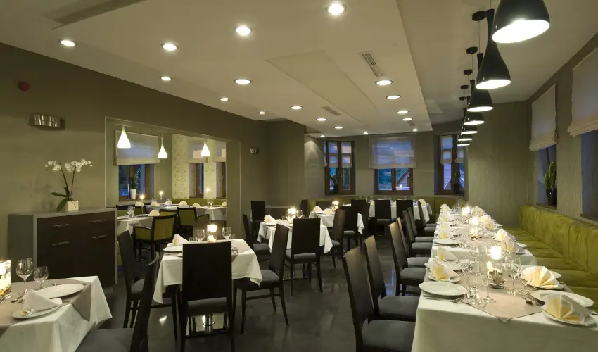Hotel Villa Vlgy Eger - Pnksd (min. 3 j)