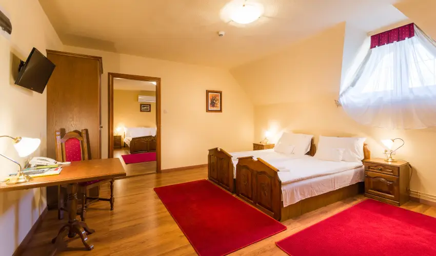 Hotel Vinum Wellness s Konferencia Hotel Kiskrs - Pnksd