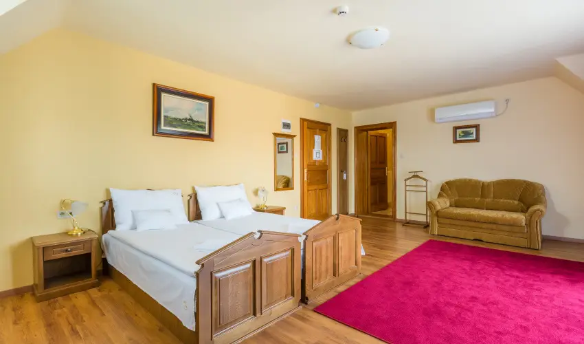 Hotel Vinum Wellness s Konferencia Hotel Kiskrs - Pnksd