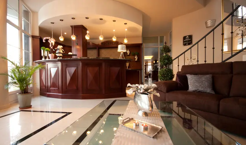 Hotel Xavin Harkny - Pnksd