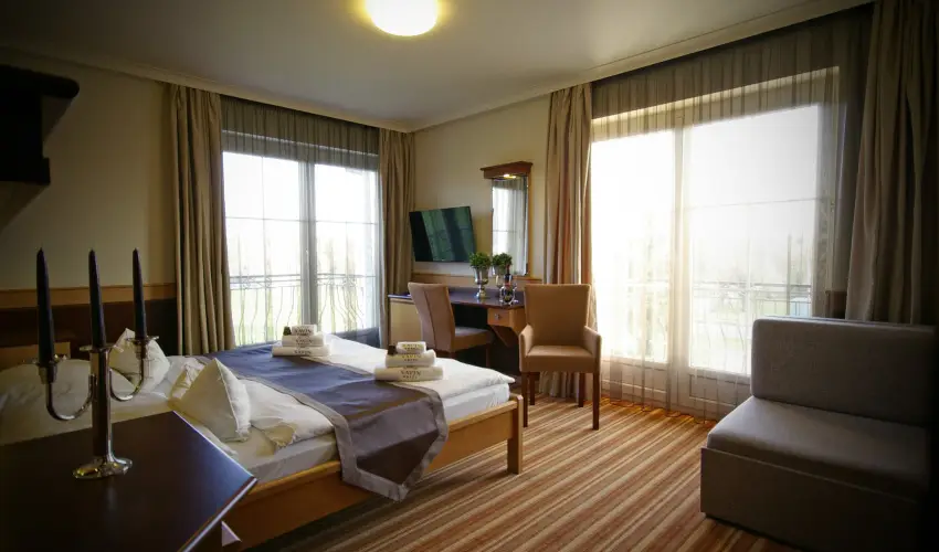 Hotel Xavin Harkny - Pnksd