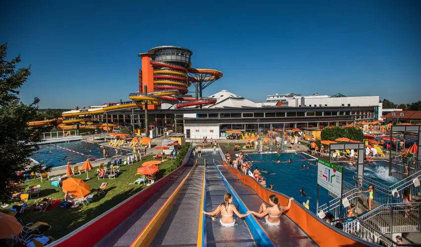 Hotel Xylophon Lutzmannsburg - Pnksd flpanzival, frdbelpvel