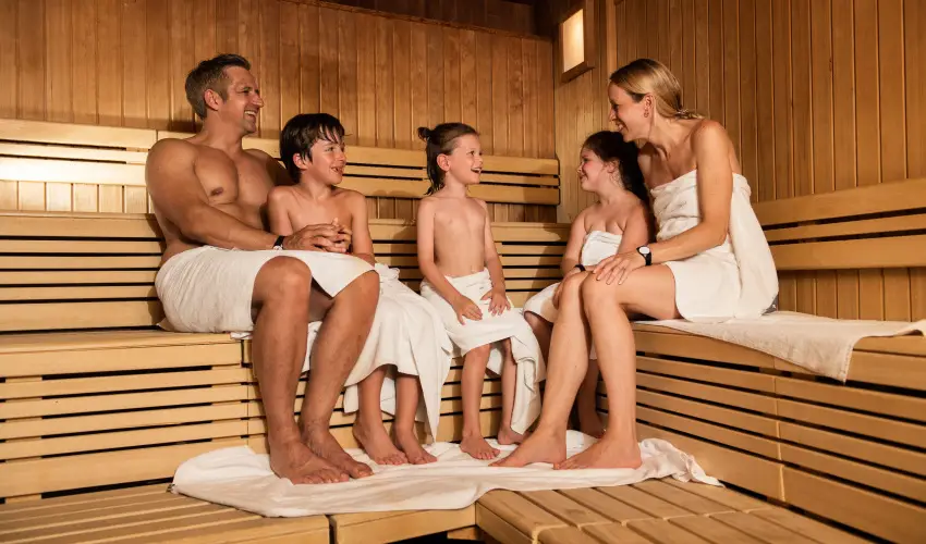 Hotel Xylophon Lutzmannsburg - Pnksd flpanzival, frdbelpvel