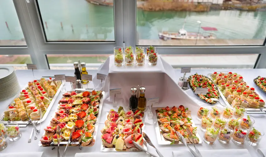 Hotel Yacht Wellness & Business Sifok - Pnksd (min. 3 j)