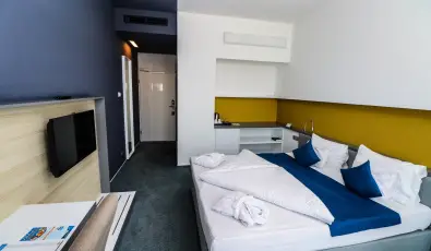 Hotel Yacht Wellness & Business Sifok