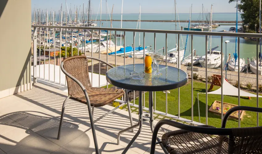 Hotel Yacht Wellness & Business Sifok - Pnksd (min. 3 j)