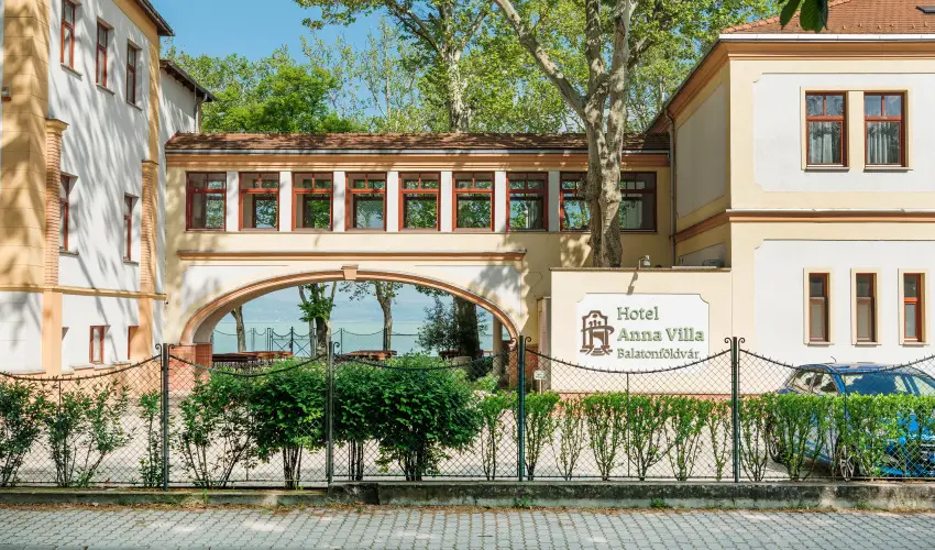 Hotel Anna Villa Balatonfldvr - Pnksd