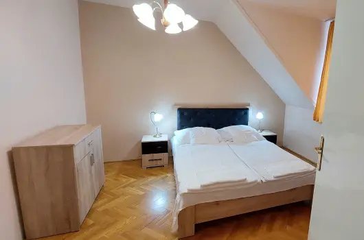 Therm�l Apartmanh�z - P�nk�sd