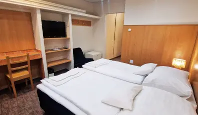 Therm�l Apartmanh�z Kom�rom