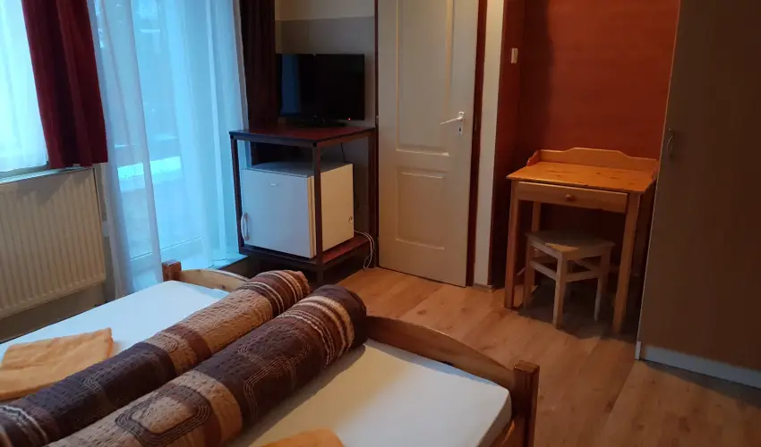 Hungria Panzi Miskolctapolca - Pnksd (min. 2 j)