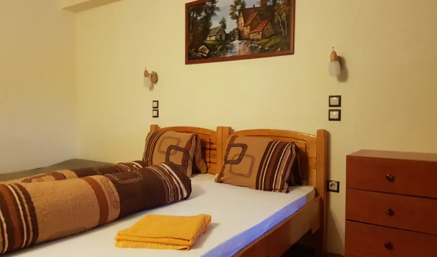 Hungria Panzi Miskolctapolca - Pnksd (min. 2 j)