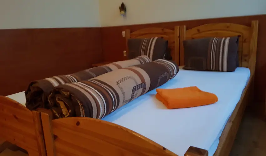 Hungria Panzi Miskolctapolca - Pnksd (min. 2 j)