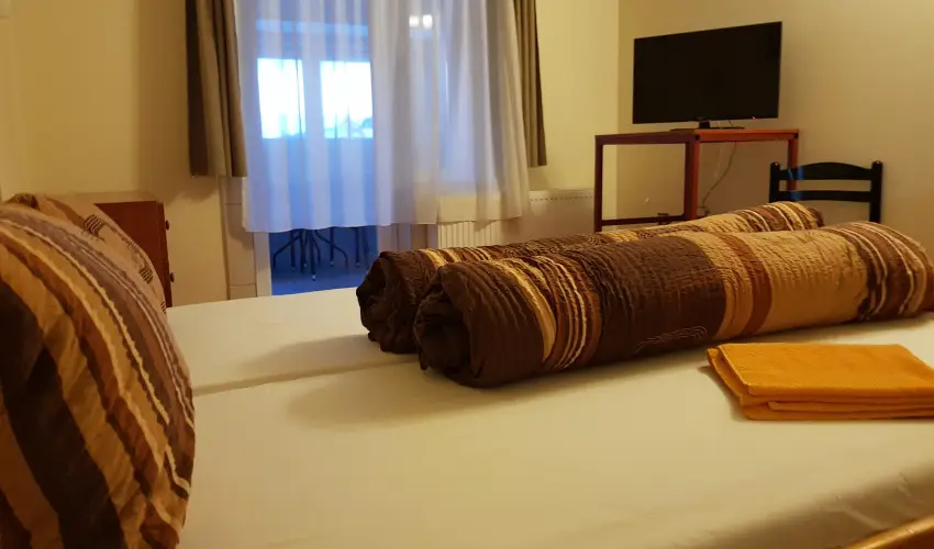 Hungria Panzi Miskolctapolca - Pnksd (min. 2 j)