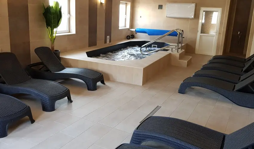 Hungria Panzi Miskolctapolca - Pnksd (min. 2 j)