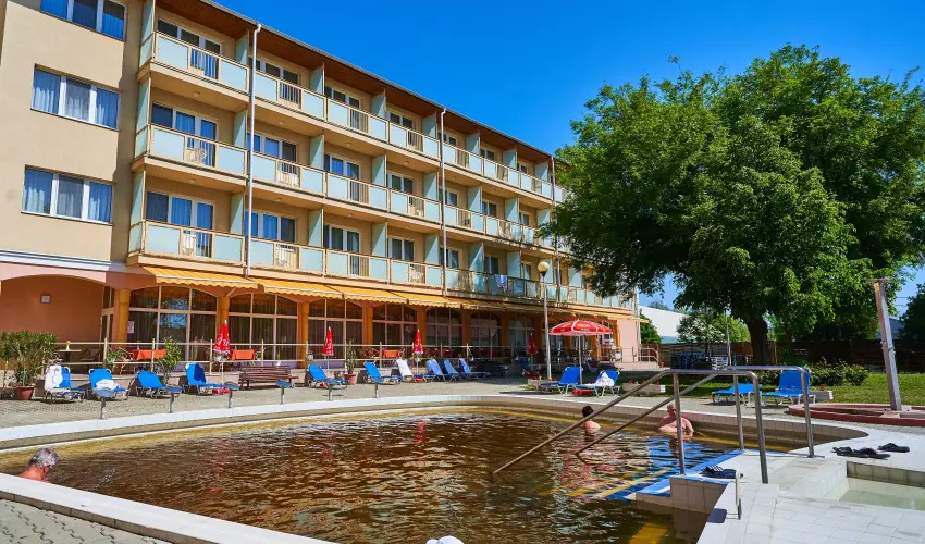 Hungarospa Thermal Hotel Hajdszoboszl - Pnksd (min. 2 j)