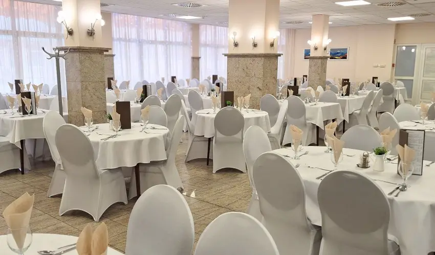 Hungarospa Thermal Hotel Hajdszoboszl - Pnksd (min. 2 j)