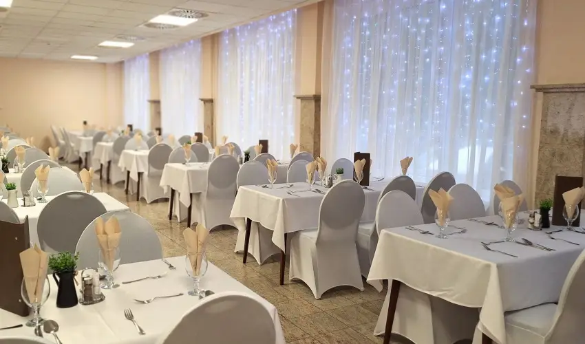 Hungarospa Thermal Hotel Hajdszoboszl - Pnksd (min. 2 j)