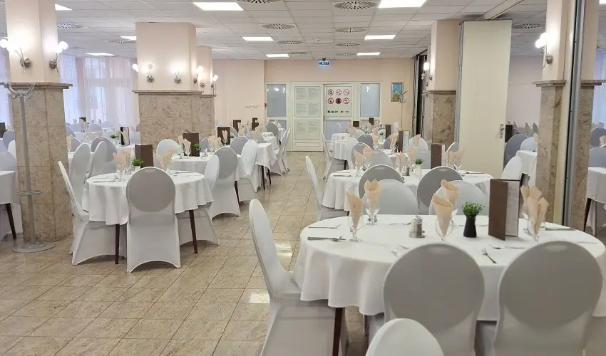 Hungarospa Thermal Hotel Hajdszoboszl - Pnksd (min. 2 j)