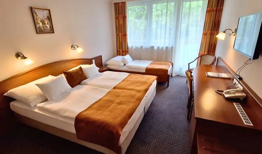 Hungarospa Thermal Hotel Hajdszoboszl - Pnksd (min. 2 j)