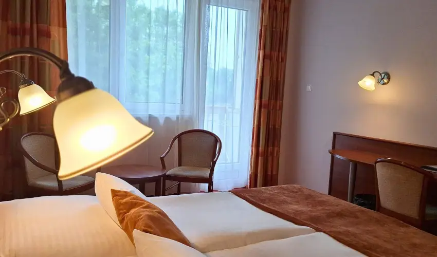 Hungarospa Thermal Hotel Hajdszoboszl - Pnksd (min. 2 j)