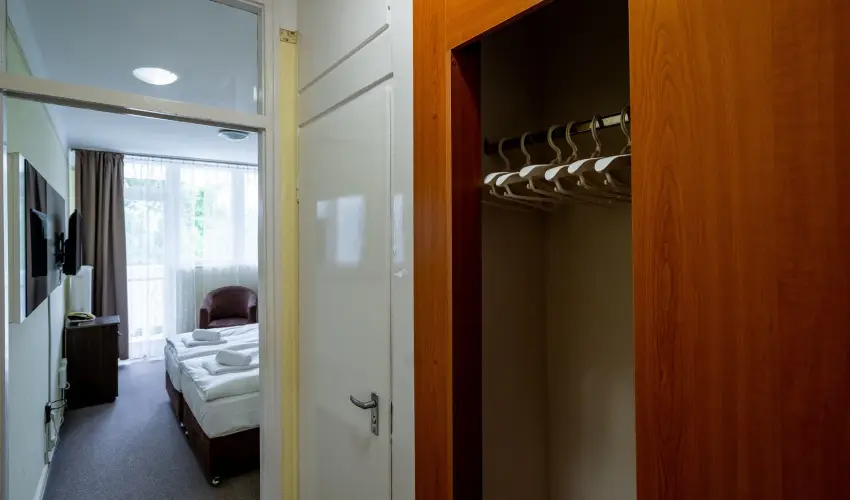 Hotel Hforrs Hajdszoboszl - Pnksd (min. 2 j)